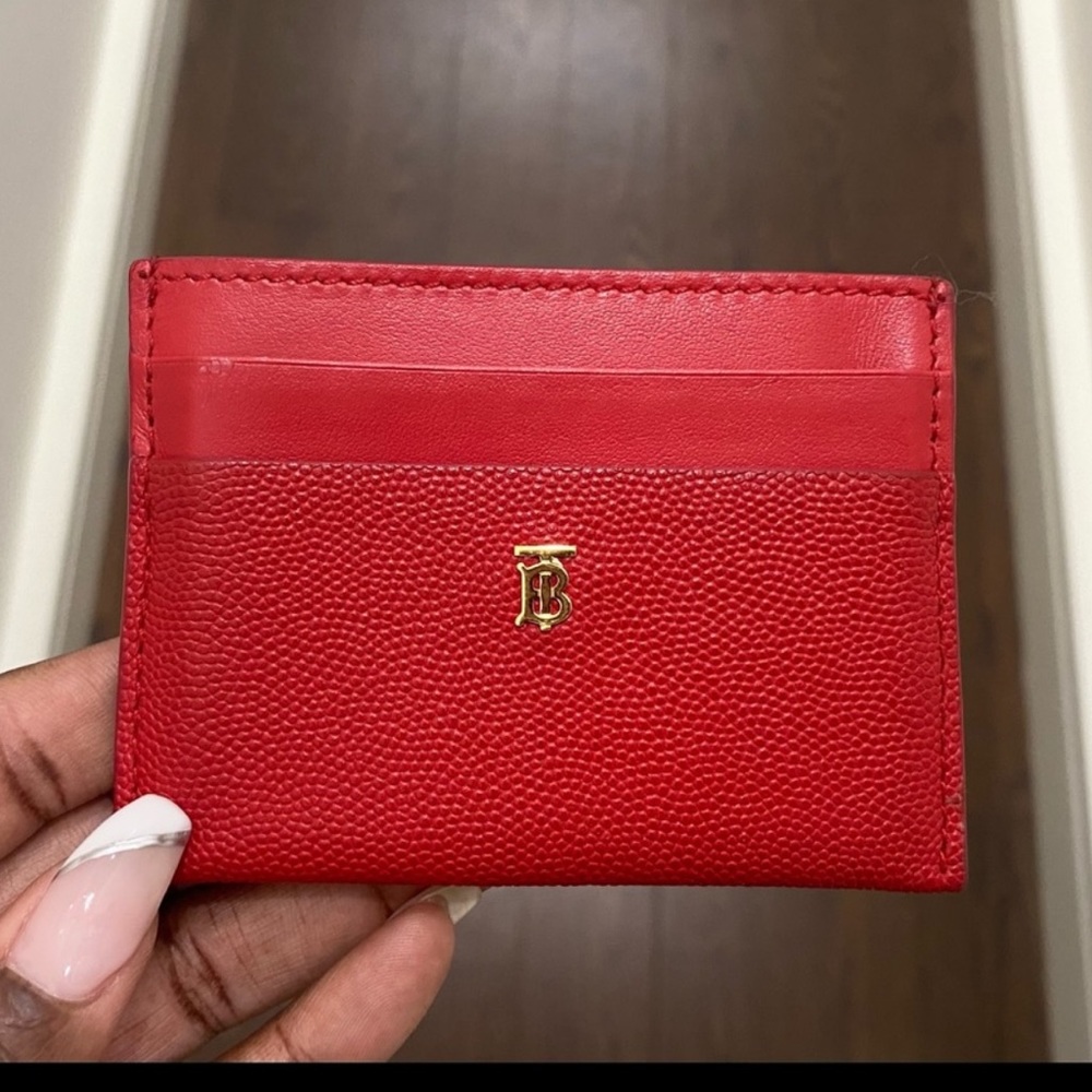 Authentic Burberry card casein excellent condition